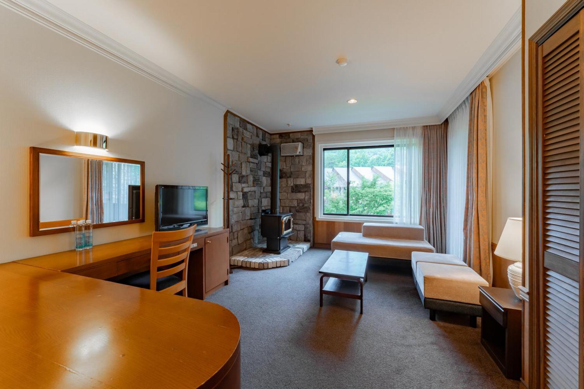 Hotel Sierra Resort Hakuba Exterior photo